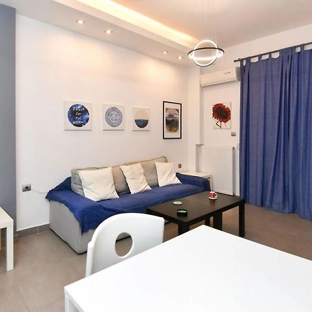 Excellent Apartment Luxuriously Renovated Larissa Luaran gambar