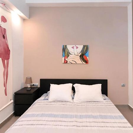 Excellent Apartment Luxuriously Renovated Larissa Luaran gambar