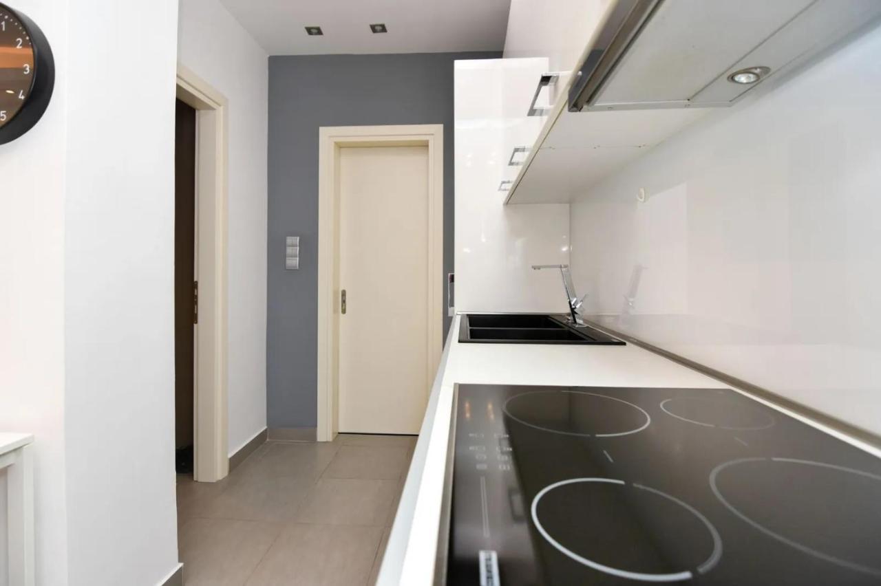 Excellent Apartment Luxuriously Renovated Larissa Luaran gambar