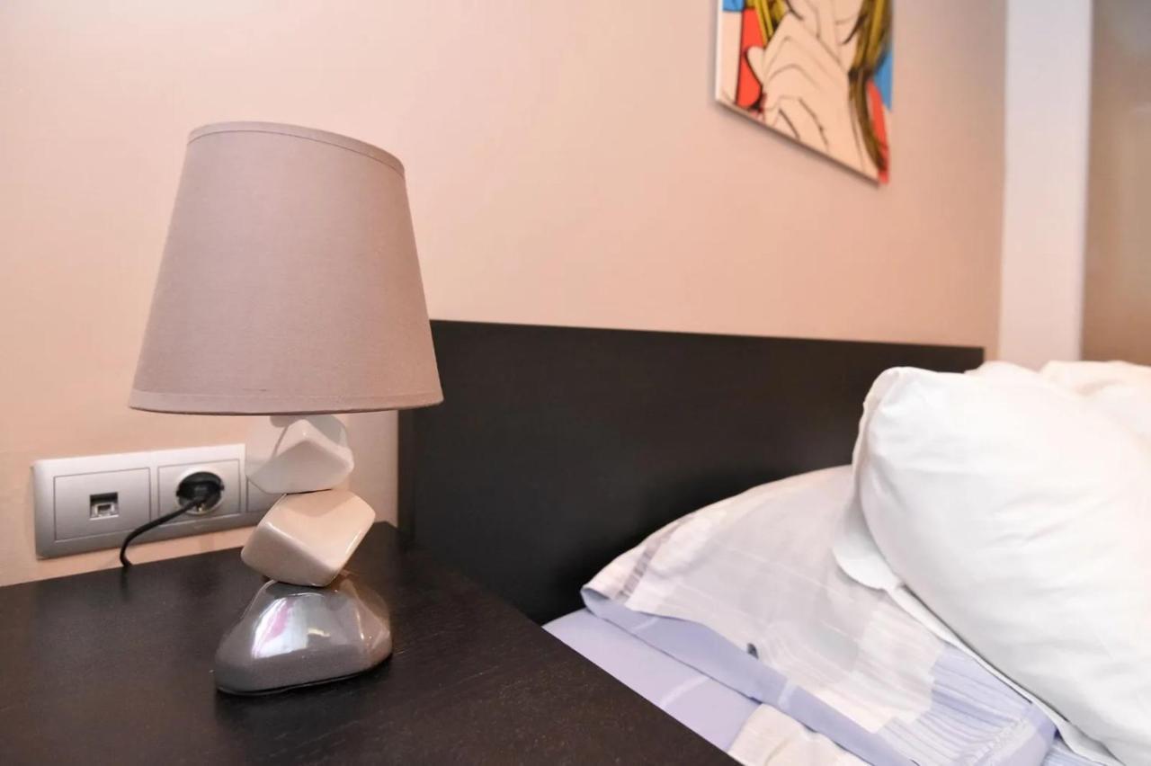 Excellent Apartment Luxuriously Renovated Larissa Luaran gambar